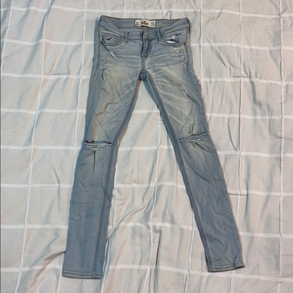 Size 0S super skinny, light wash, destroyed jeans